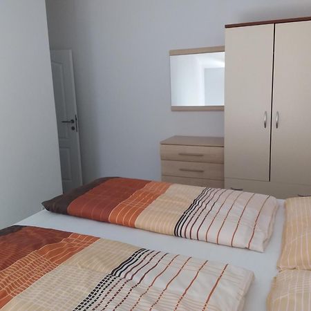 House Apartments Ariamare Πόρετς Εξωτερικό φωτογραφία