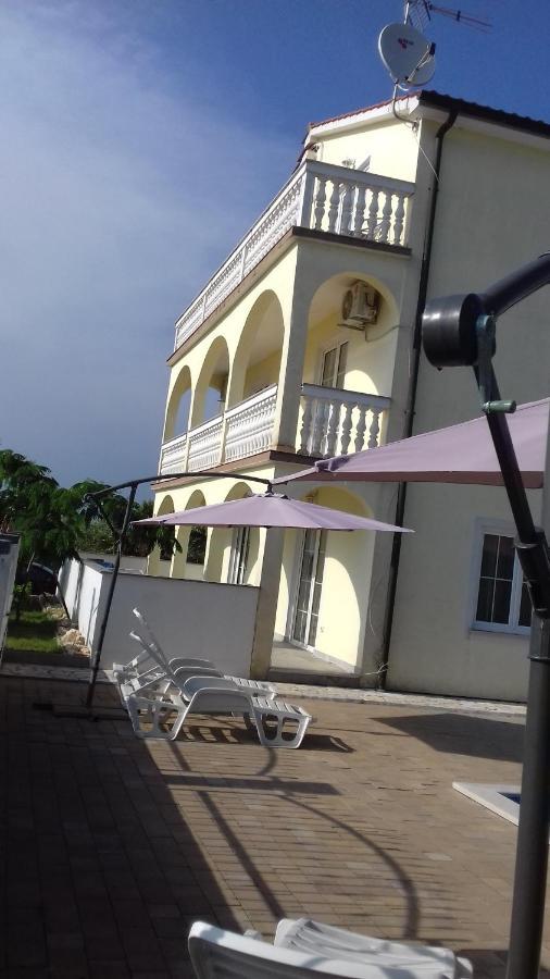 House Apartments Ariamare Πόρετς Εξωτερικό φωτογραφία