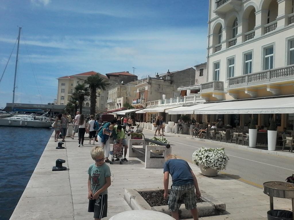 House Apartments Ariamare Πόρετς Δωμάτιο φωτογραφία