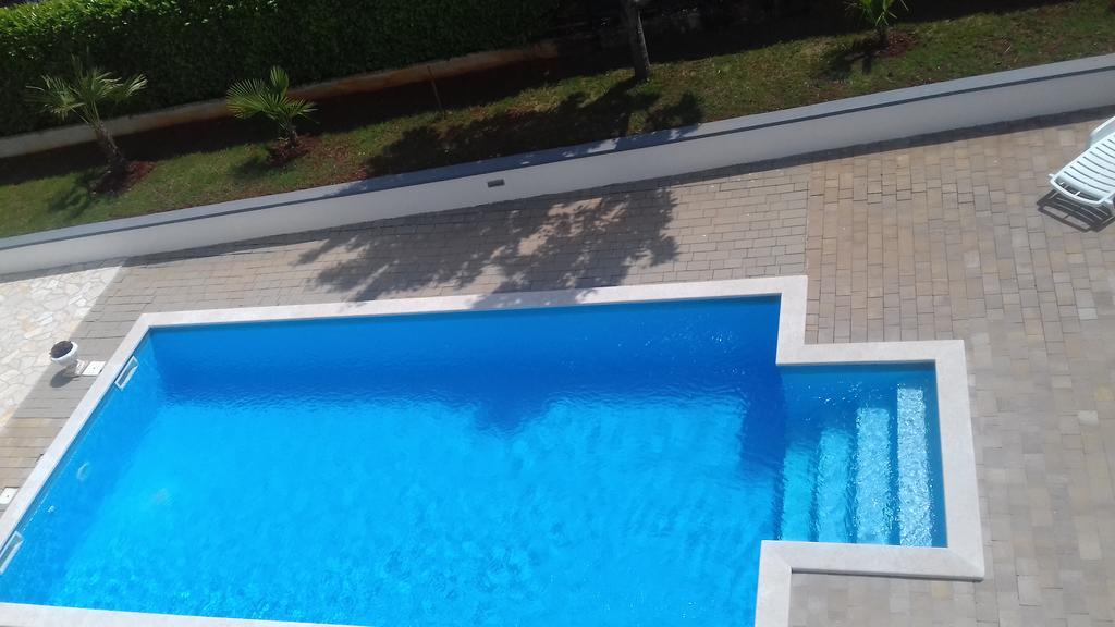 House Apartments Ariamare Πόρετς Εξωτερικό φωτογραφία
