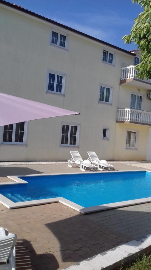 House Apartments Ariamare Πόρετς Εξωτερικό φωτογραφία