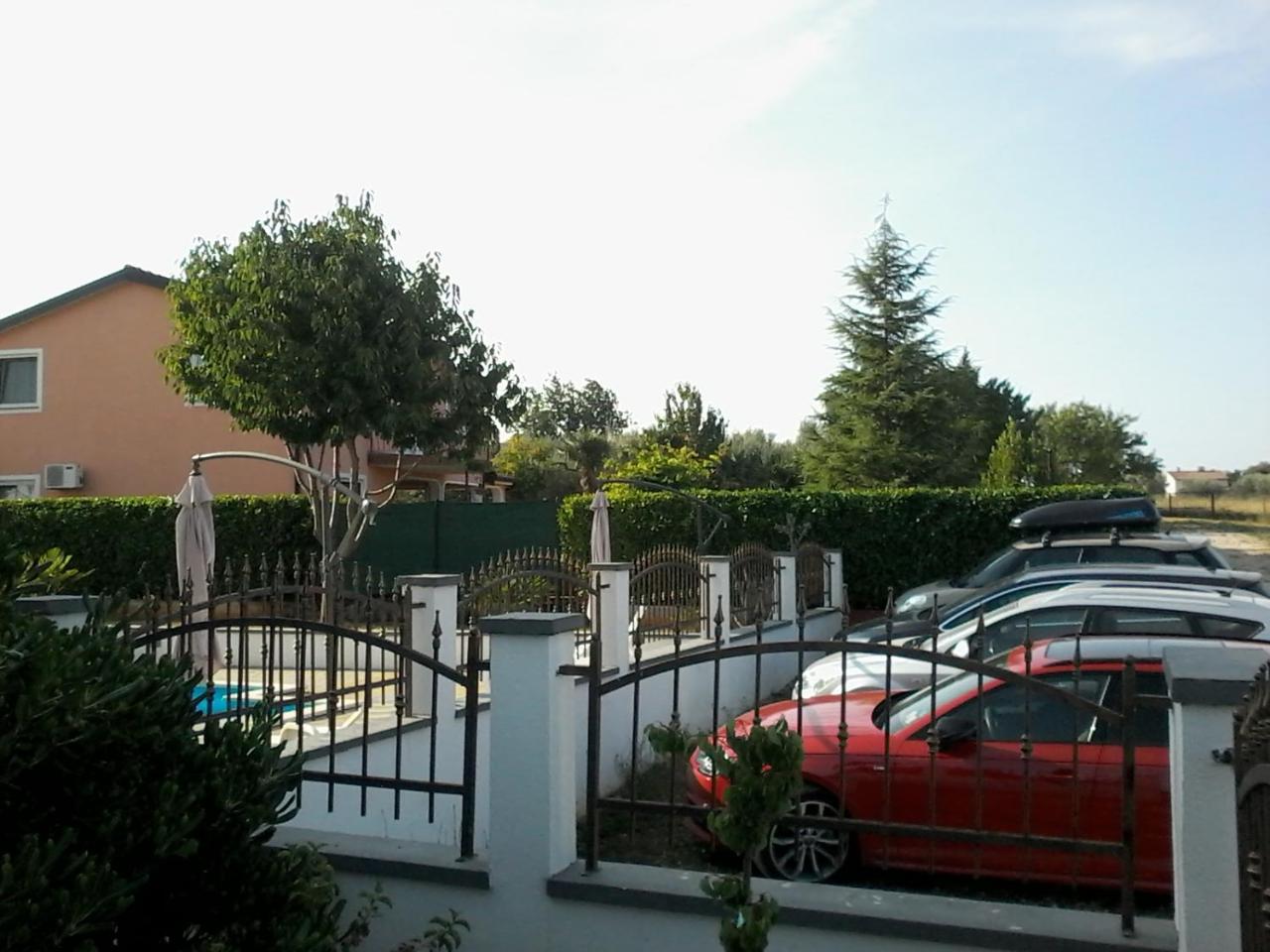 House Apartments Ariamare Πόρετς Εξωτερικό φωτογραφία
