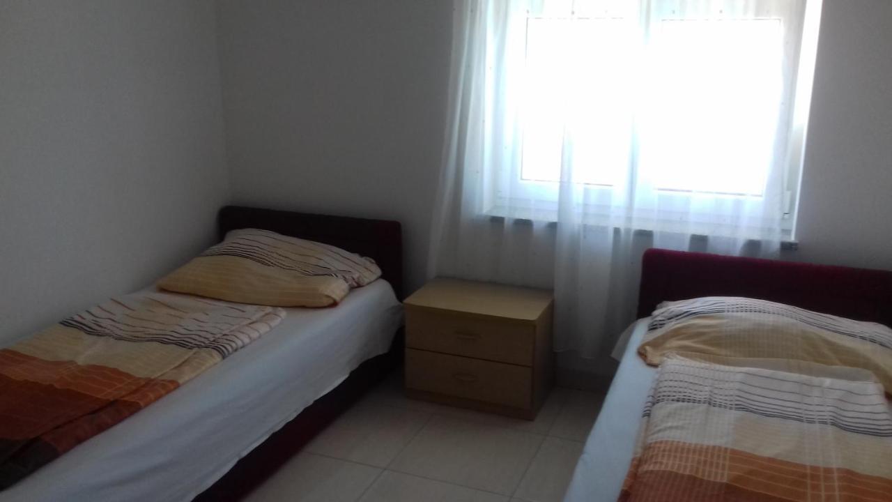 House Apartments Ariamare Πόρετς Εξωτερικό φωτογραφία