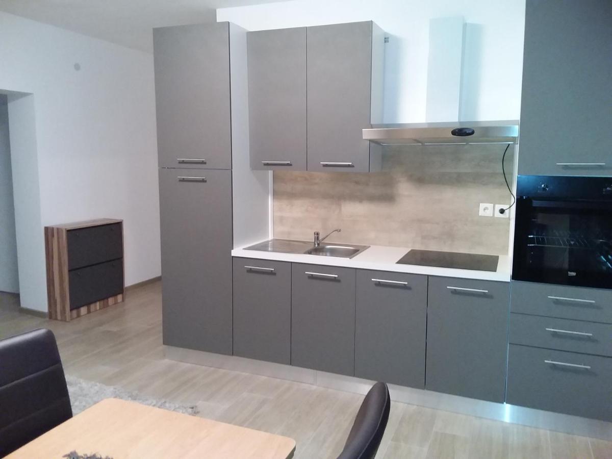 House Apartments Ariamare Πόρετς Εξωτερικό φωτογραφία